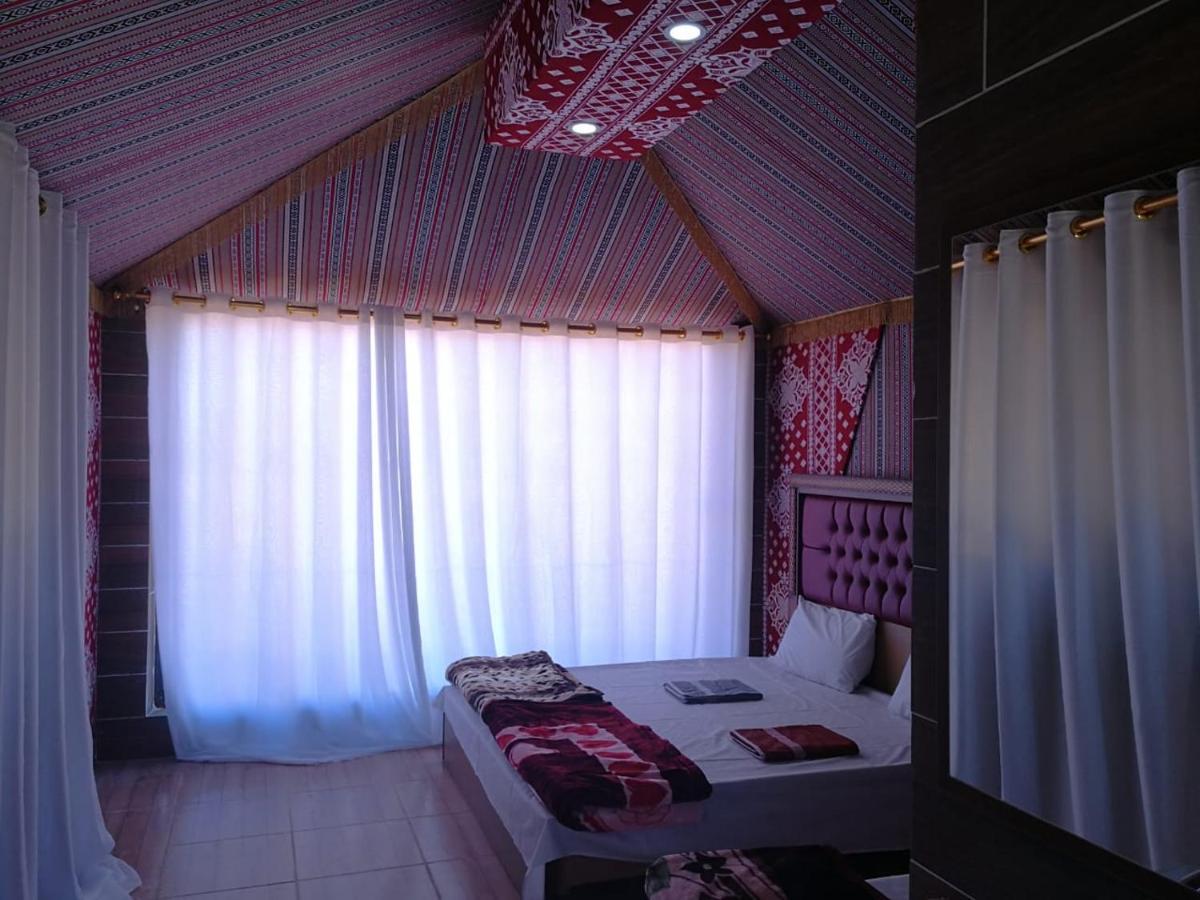 Wadi Rum Star Wars Camp Екстер'єр фото
